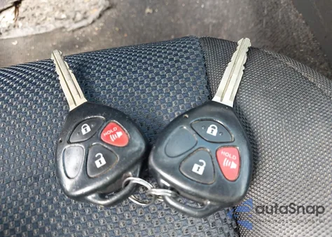 2010 Scion Tc из США, поврежденный, VIN JTKDE3B73A0306165